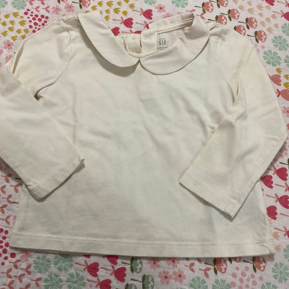 Peter Pan colar baby gap top